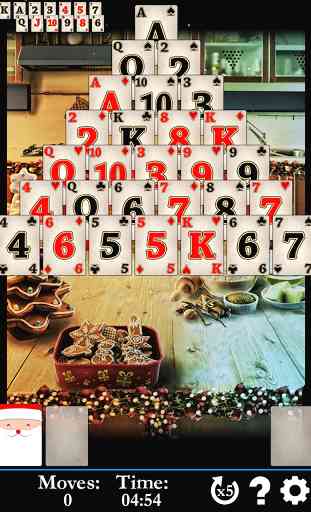 Solitaire: Finding Santa 4